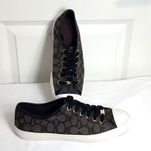 Coach size9